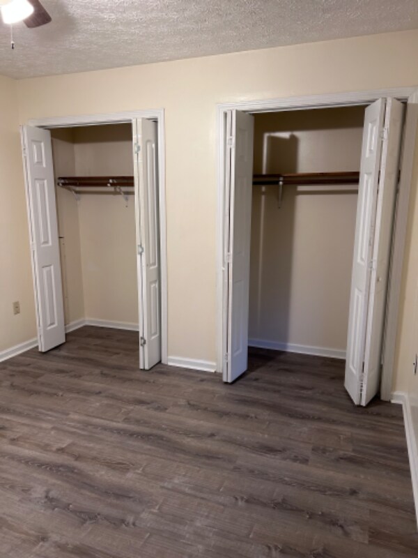 Foto del edificio - 241 Evergreen Trail SE