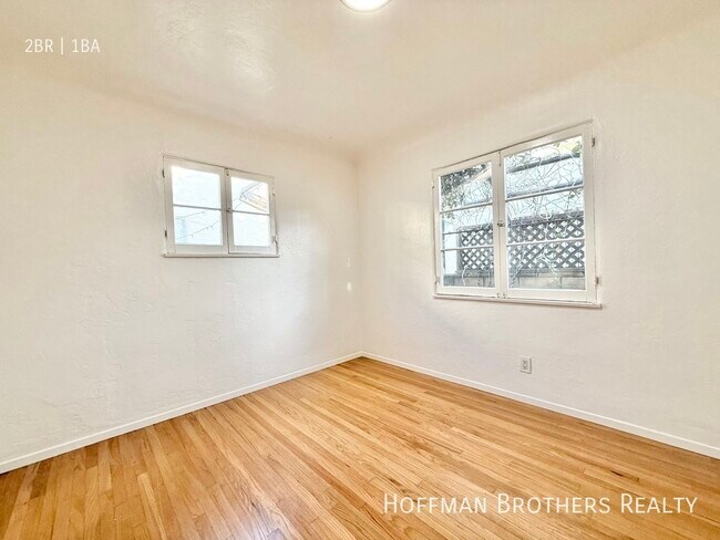 Building Photo - 1427 Euclid St