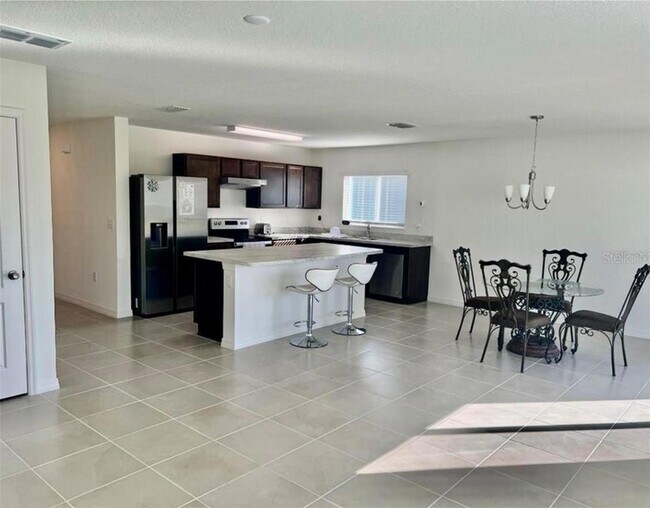 Foto del edificio - 1516 Mattie Pointe Pl
