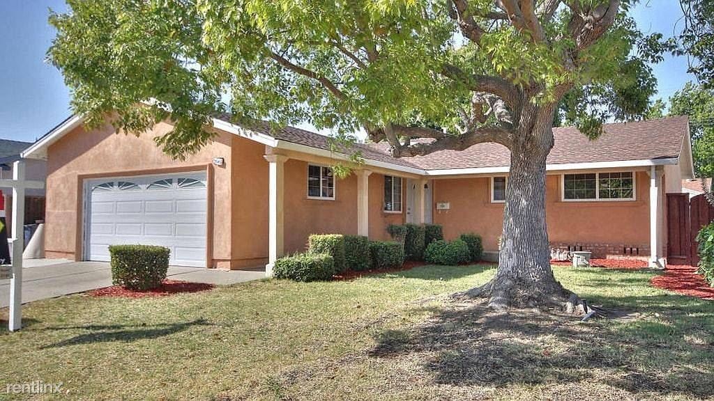 Primary Photo - 39546 Plumas Ct
