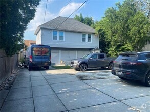 Building Photo - 122 Combs Ave