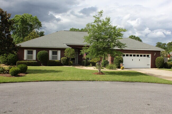 Foto del edificio - 1961 Pine Ranch Dr