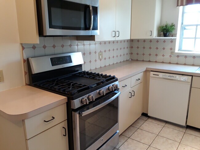 Foto del edificio - 55 Lake Shore Ct