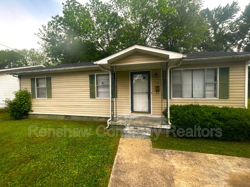 Foto principal - 109 McLin St