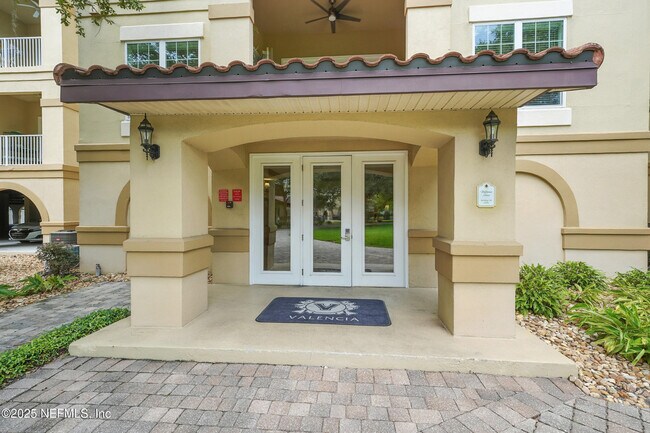 Foto del edificio - 4300 S Beach Pkwy