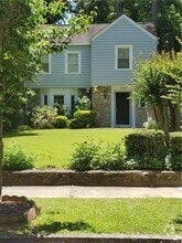 Building Photo - 1719 Ridgewood Dr NE