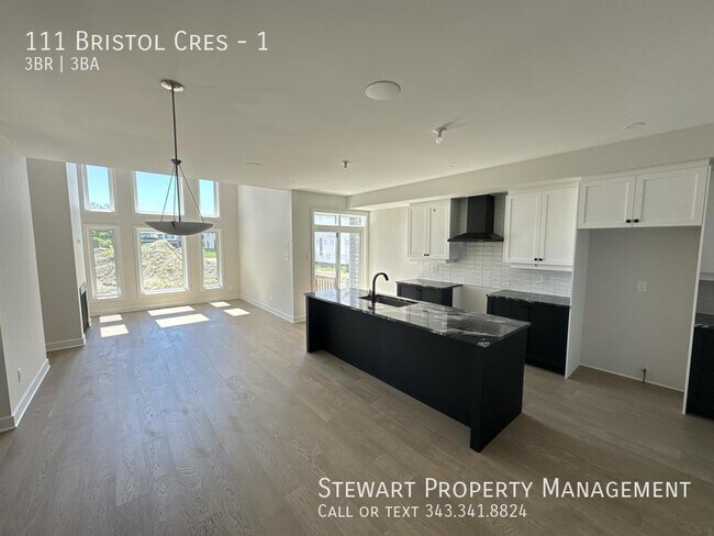 Building Photo - 111 Bristol Cres