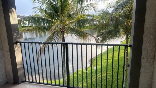 Foto del edificio - 4400 NW 107th Ave