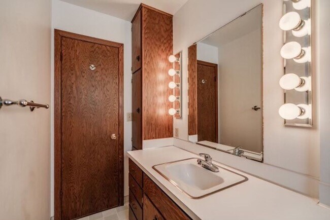 Foto del edificio - 821 N 15th St