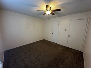 Building Photo - 22227 Deville Dr