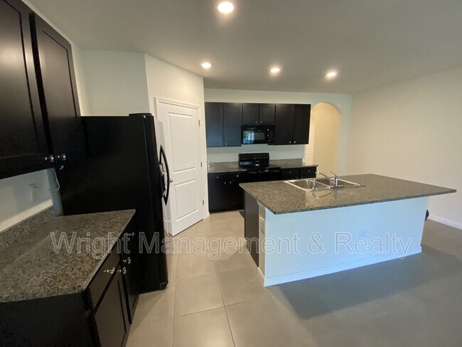 Foto del edificio - 2712 Storybrook Preserve Dr