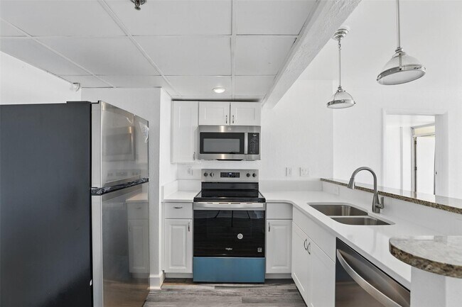 Foto del edificio - 151 E Washington St