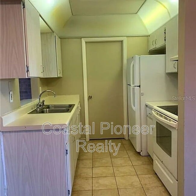 Building Photo - 4263 Deltona Blvd