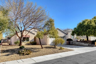 Building Photo - 2320 Meteor Shower St