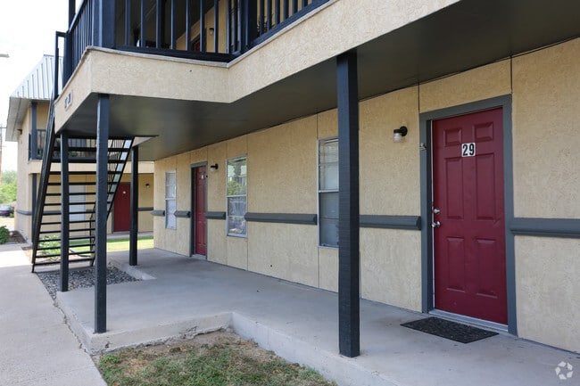 Building Photo - Crossings Apartments