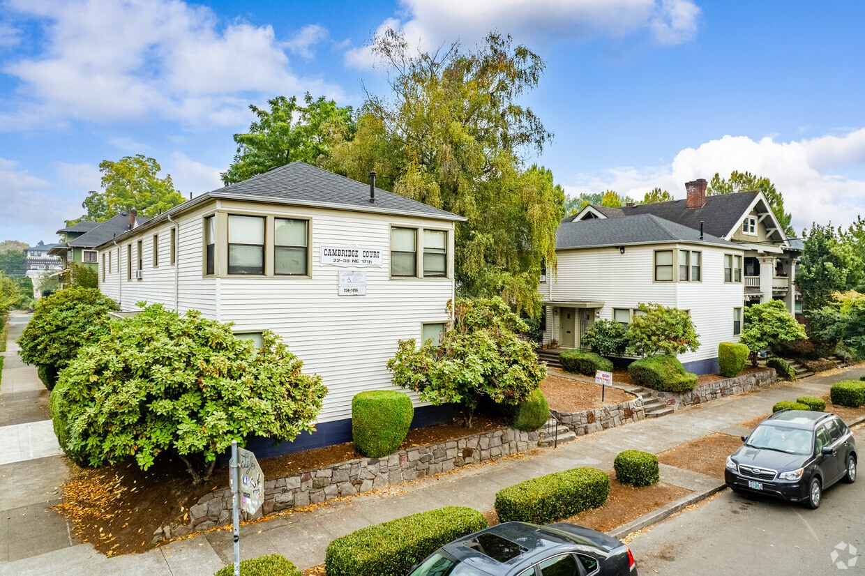 Primary Photo - Cambridge Court