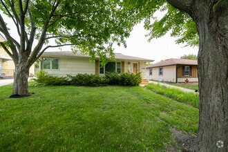 Building Photo - 4721 Chatham Rd