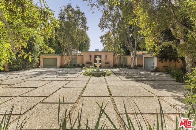 Building Photo - 1129 Miradero Rd