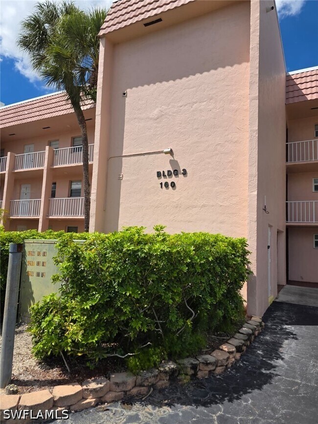Building Photo - 160 Turtle Lake Ct