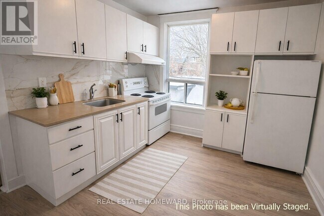 Photo du bâtiment - 1234 Gerrard St E