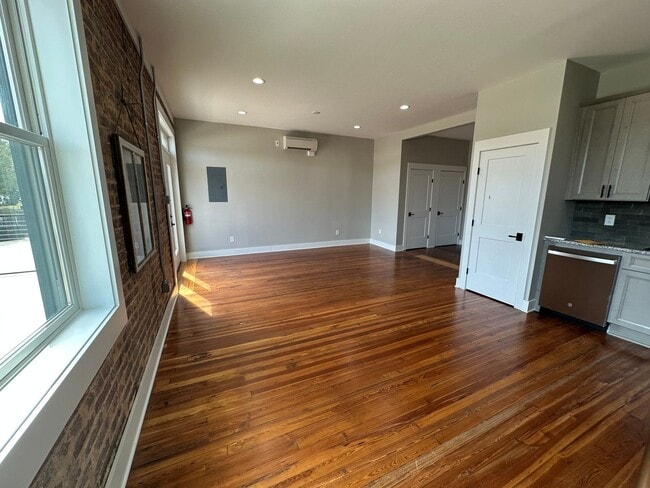 Building Photo - Wagner Street Living