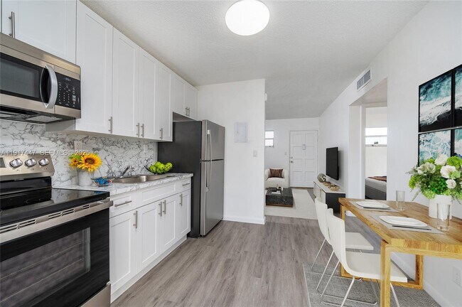 Foto del edificio - 2463 Coral Wy