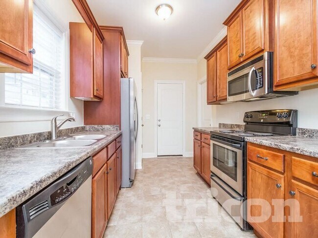 Foto del edificio - 1527 Dewsbury Dr