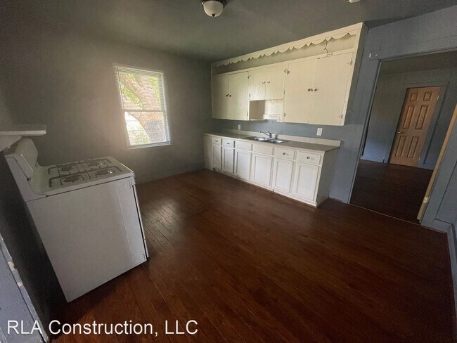 Building Photo - 2 br, 1 bath House - 605.5 W. 22nd Street