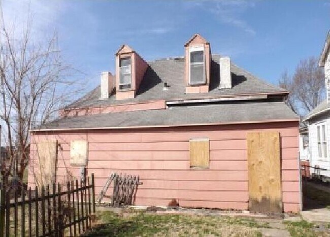 Foto del edificio - OWNER Finance Home with 10% DOWN