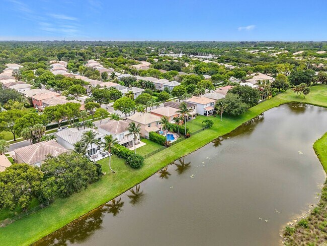 Building Photo - Beautiful Home for Rent in Royal Palm Beach!
