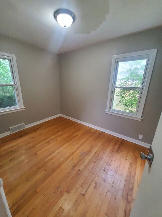 Foto del edificio - Cute 3 Bedroom Single Family Home