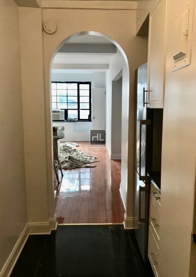 Foto del edificio - 310 E 44th St