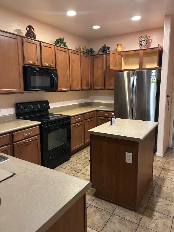 Foto del edificio - 15240 N 142nd Ave