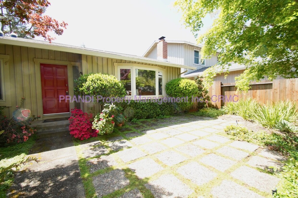 Foto principal - "Charming 4-Bedroom Oasis in San Rafael wi...