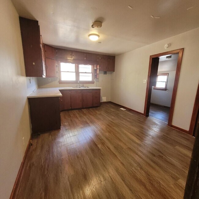 Foto del edificio - $795 - 2 bed 1 bath - Single Family Home