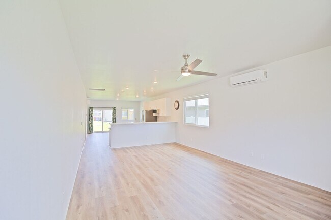 Foto del edificio - Ikena-Ho'opili/4 BD/2.5 BA/4 PK/ Available February 1