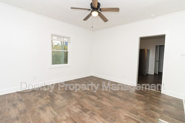 Foto del edificio - 1123 Lang St SE