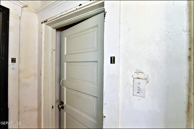 Foto del edificio - 2526 Yandell Dr