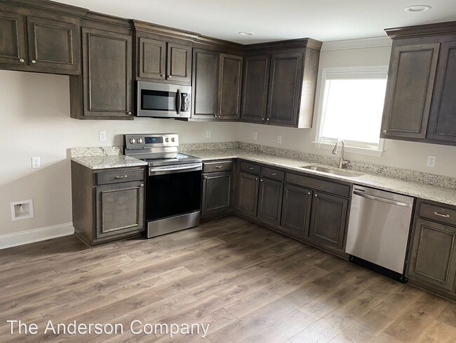 Building Photo - 4 br, 2 bath House - 115 Shumard Ct.