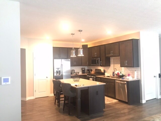 Cocina - 6120 Jadkins Way