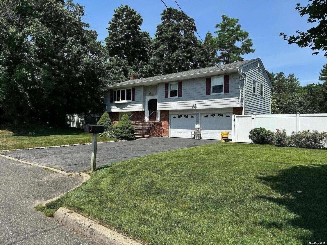 Primary Photo - 1 Cocks Ln