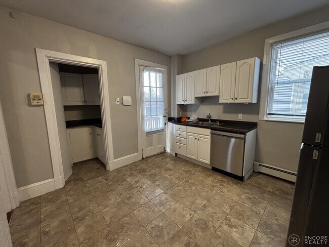 Foto del edificio - 63 Dana St