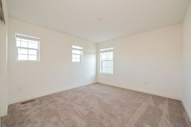 Building Photo - 6325 Stablecross Trl