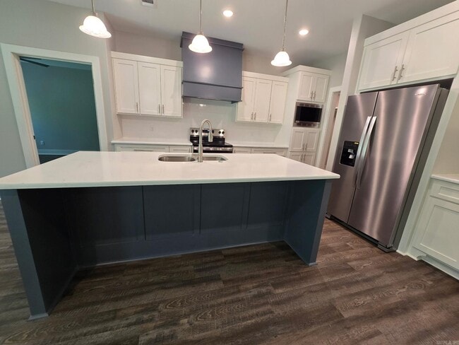 Building Photo - 5009 Springwood Cir