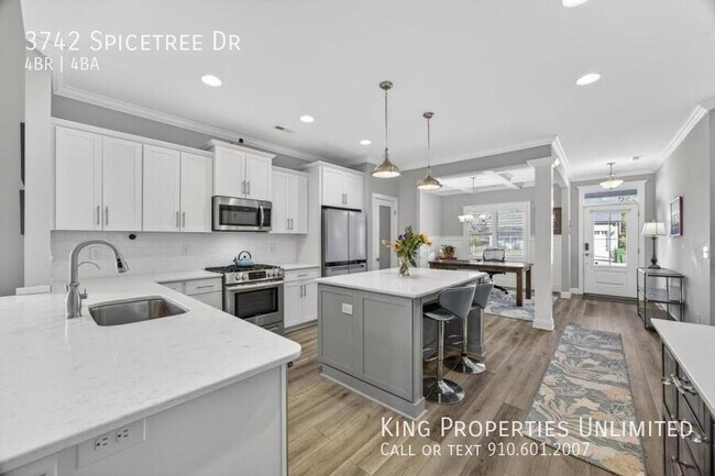 Foto del edificio - 3742 Spicetree Dr