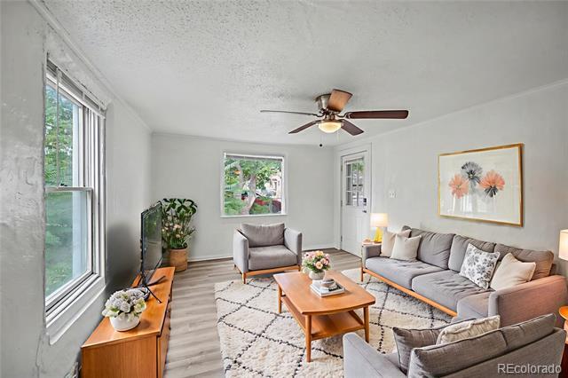 Foto del edificio - 1512 E 18th St