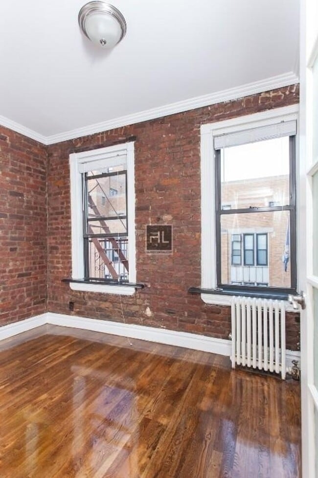 Building Photo - East 13th Street