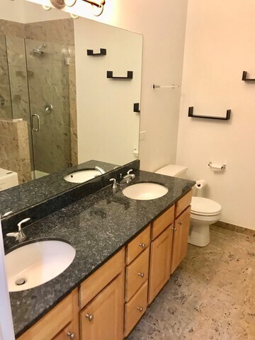 Foto del edificio - 4207 S Vincennes Ave