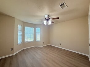 Building Photo - 246 Golden Grain Dr