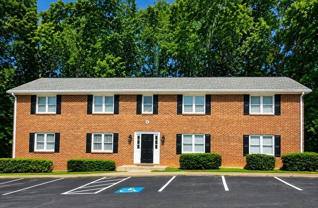 Building Photo - 373 Stone Mountain St